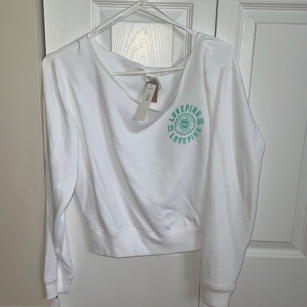 Junior’s sweater